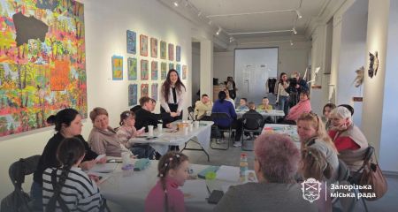 В Запорожье провели арттерапевтическую встречу для семей &ndash; кадры