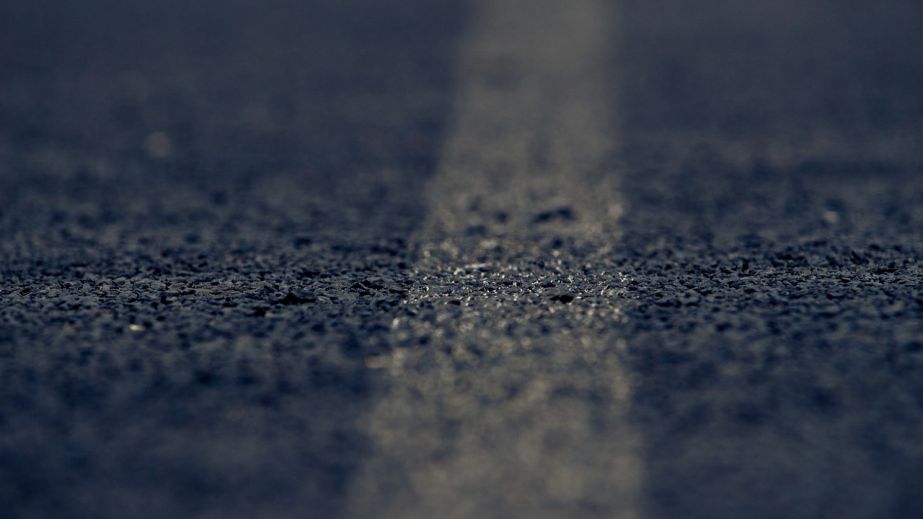 Более 1200 "квадратов" нового асфальта заключили в одном из районов Запорожья