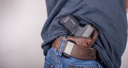 Погрожував іграшковим пістолетом: на окупованому Запоріжжі затримали "ветерана" з РФ