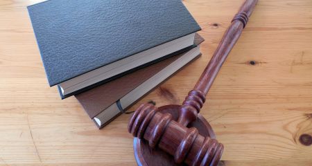 На Запорожье будут судить мужчину, который угрожал односельчанам гранатой
