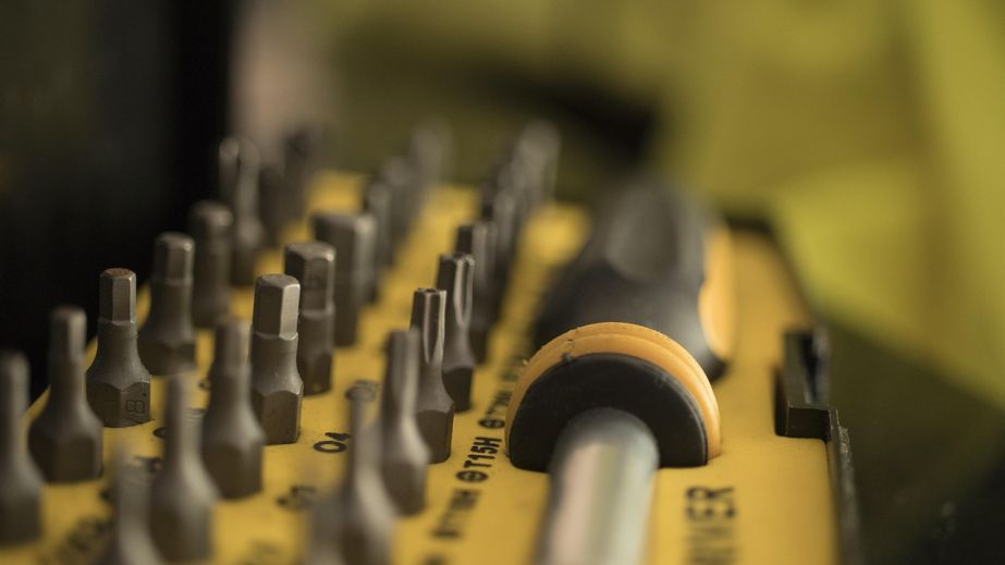 Інструменти на понад 2 млн грн передадуть запорізьким комунальникам