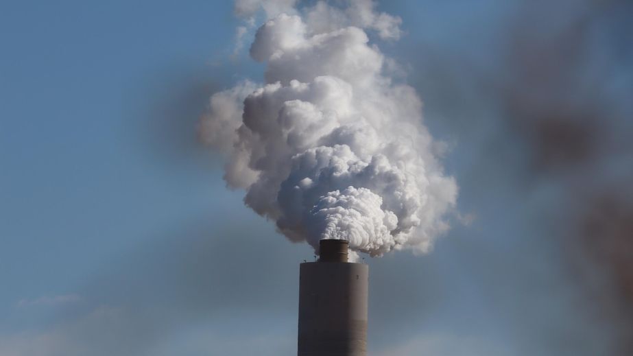 У повітрі Запоріжжя зафіксували високі концентрації аміаку та ангідриду