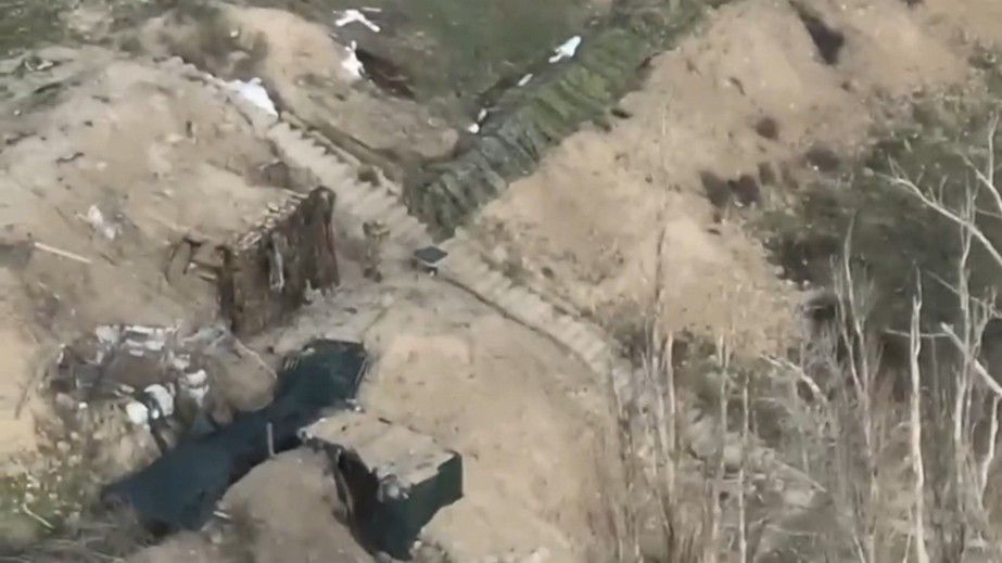 Запорожские пограничники сожгли позиции оккупантов &ndash; кадры