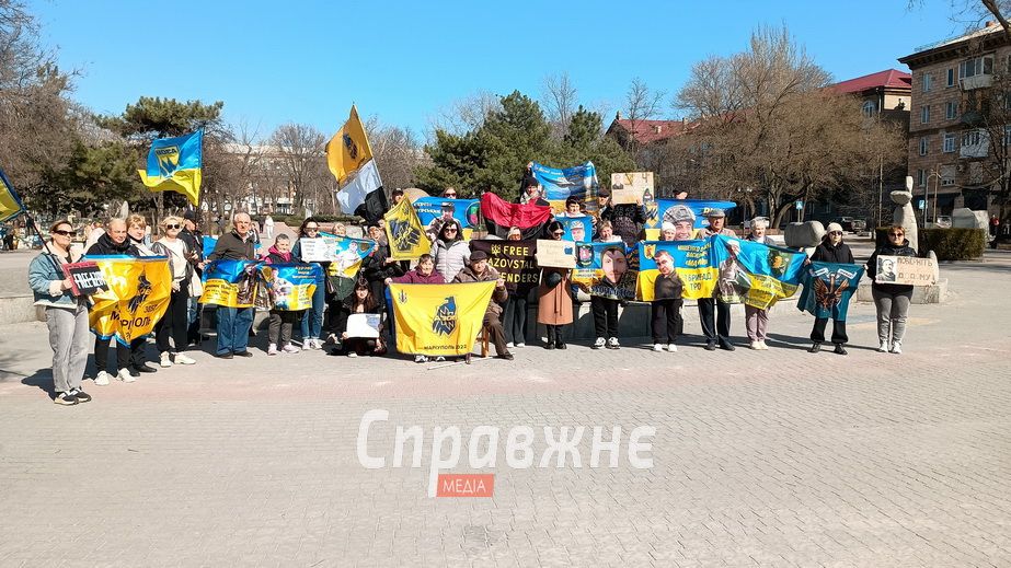 В День добровольца в Запорожье напомнили о тех, кто до сих пор в плену