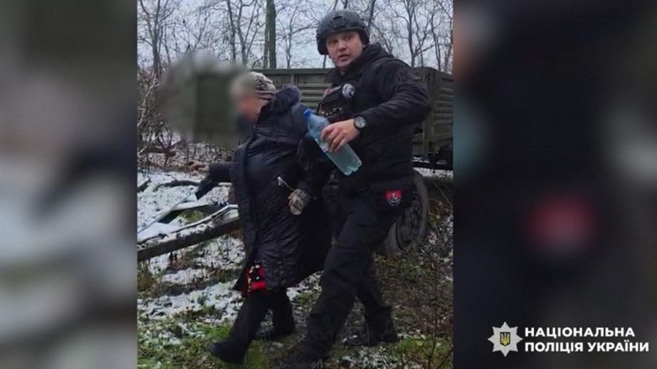 Запорожские полицейские рассказали об эвакуации четырех жителей Гуляйполя