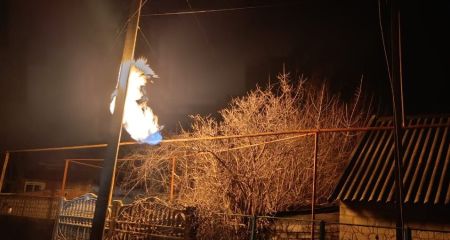 Газова труба спалахнула після обстрілів Запорізького району