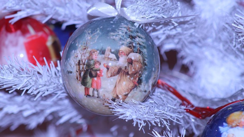 Праздник с подарками устроили в Запорожье для детей из уязвимых категорий