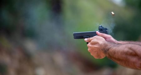 Пьяный военный устроил стрельбу в Запорожье: ранены подросток и мужчина
