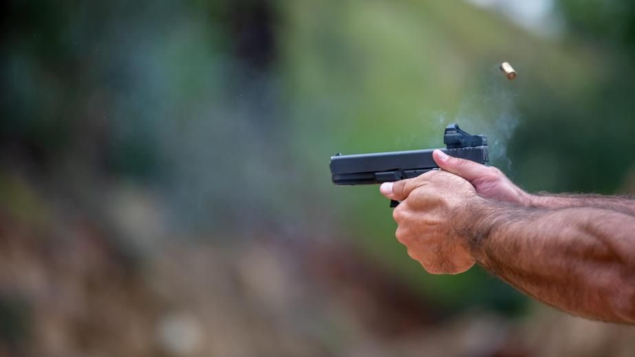 П'яний військовий влаштував стрілянину в Запоріжжі: поранені підліток і чоловік