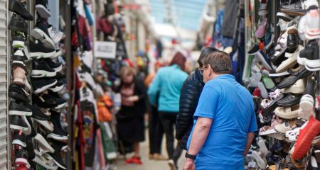 Запоріжці залишили понад 200 скарг на неякісні товари та послуги