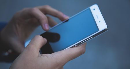 Викрав телефон та зняв понад 130 тисяч: шахрая затримали в Запоріжжі