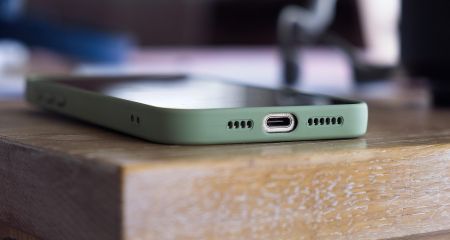 Запорізьких батьків попередили про ризик вербування дітей &ndash; тривожні ознаки