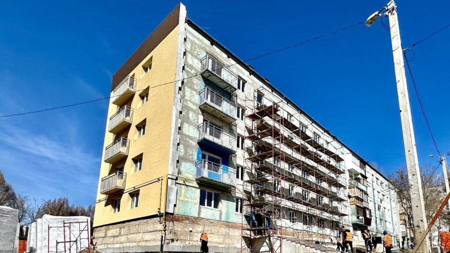 Понад 20 багатоповерхівок зруйнували у Запоріжжі росіяни за час війни