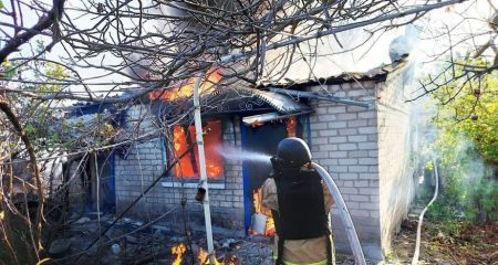 284 удари: росіяни гатили з артилерії, РСЗВ і запускали дрони по населених пунктах на Запоріжжі