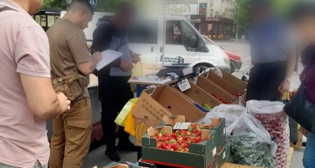 12 фактів стихійної торгівлі зафіксували за тиждень запорізькі мунвартівці
