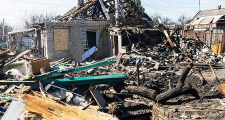 Россияне ранили мужчину, повредили дома и автомобили на Запорожье