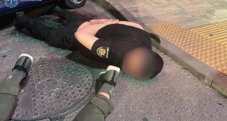 Под видом полицейских в Запорожье действовала наркогруппировка