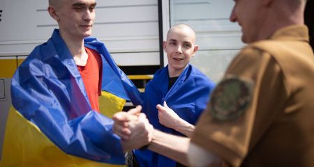 Дев'ять запорізьких захисників повернулись додому з полону