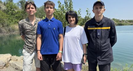 "Ще трохи – і без шансів": у Запоріжжі небайдужі витягли з води юнака