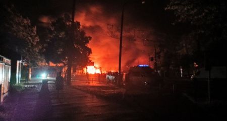 Якими були перші хвилини після ударів по Запоріжжю – кадри