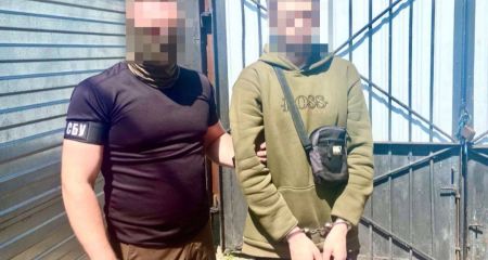 За деньги спецслужбы РФ наркоман поджег в Запорожье несколько автомобилей ВСУ