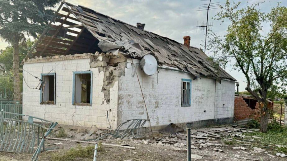 Более 400 обстрелов: россияне ранили жителя прифронтовой громады Запорожья