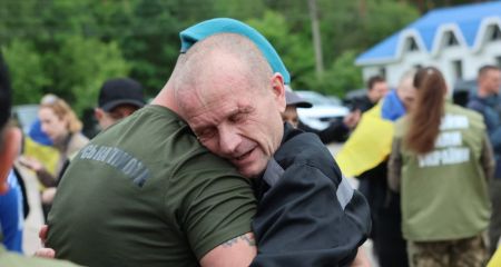 Ще одна група захисників повернулася до України – другий день обміну