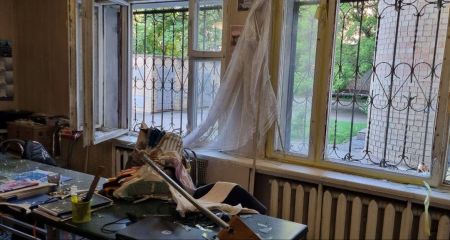Из-за обстрела в Киеве пострадал хаб для запорожских переселенцев
