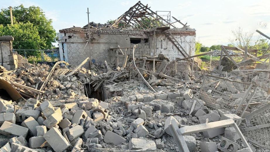 Потрощені будівлі й автівки: 333 удари завдав ворог по громадах Запоріжжя