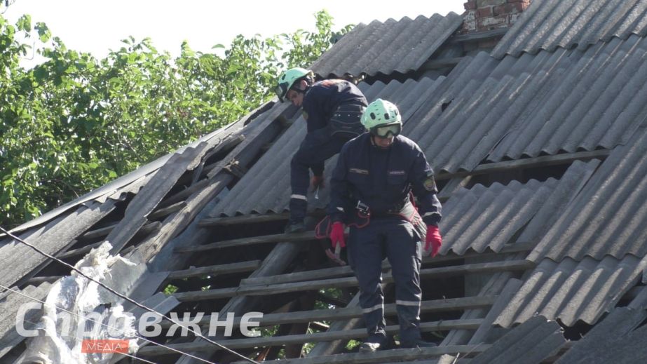 Понад 20 будинків в Запоріжжі частково відновили після атаки дронів