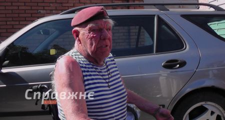 Легендарний волонтер "дядя Гриша" отримав довгоочікуваний дарунок від Запоріжжя
