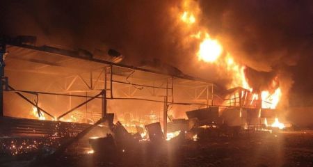 Після дронової атаки зайнялося приватне підприємство в Запоріжжі