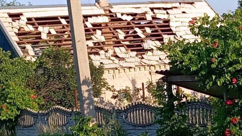 Троє поранених: близько 600 ударів завдали росіяни по громадах Запоріжжя