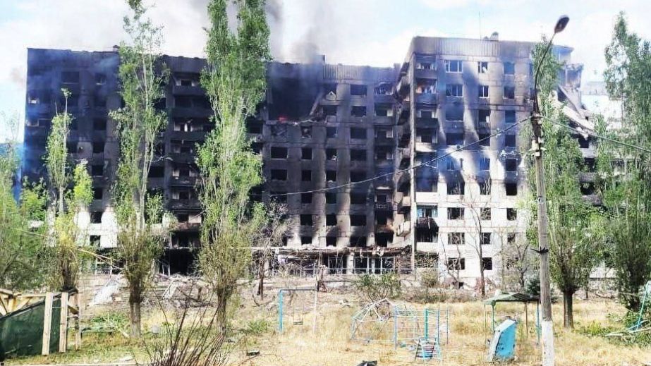 Трое раненых, десятки разрушений: враг 475 раз ударил по громадам Запорожья