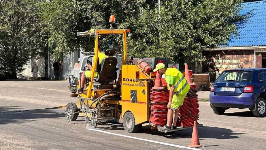 На Запоріжжі облаштовують головну дорогу Кушугумської громади