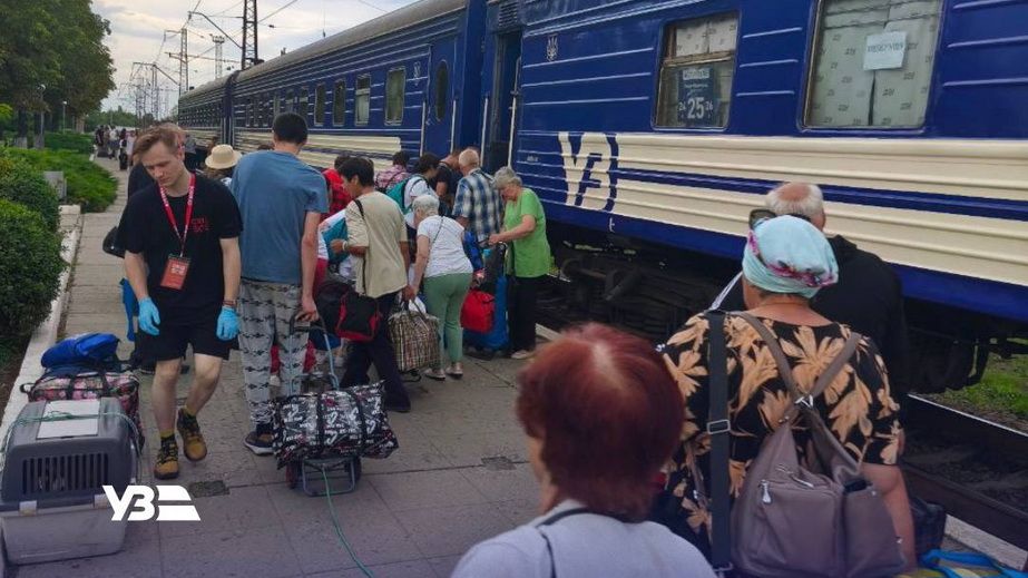 Почти вдвое выросла эвакуация из Запорожской области в июле, – Укрзалізниця