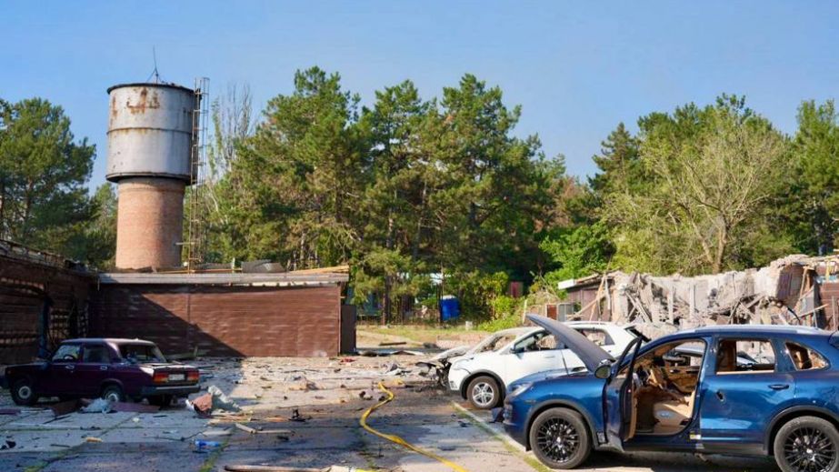 Авіаудар по Запорізькому району: в ОВА показали наслідки
