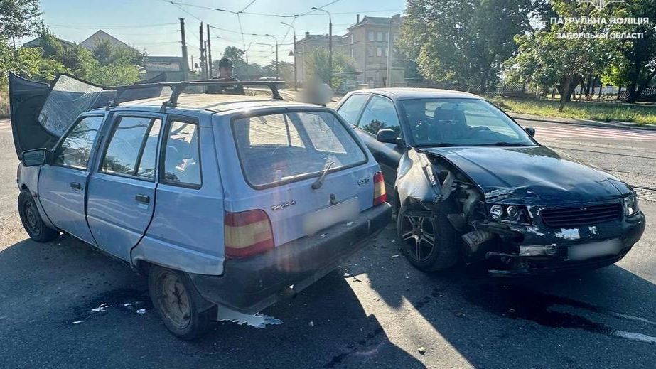 Водительница Audi протаранила "Таврию" в Запорожье