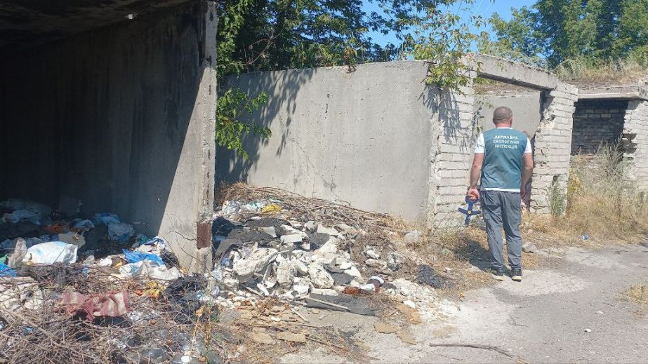 Неприємний запах у Запоріжжі: екоінспекція обстежила Верхню Хортицю