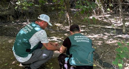 Відходи в ґрунт: у Запоріжжі знайшли порушення біля розважального закладу