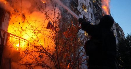 Повреждены 23 дома: последствия атак фиксируют в двух районах Запорожья