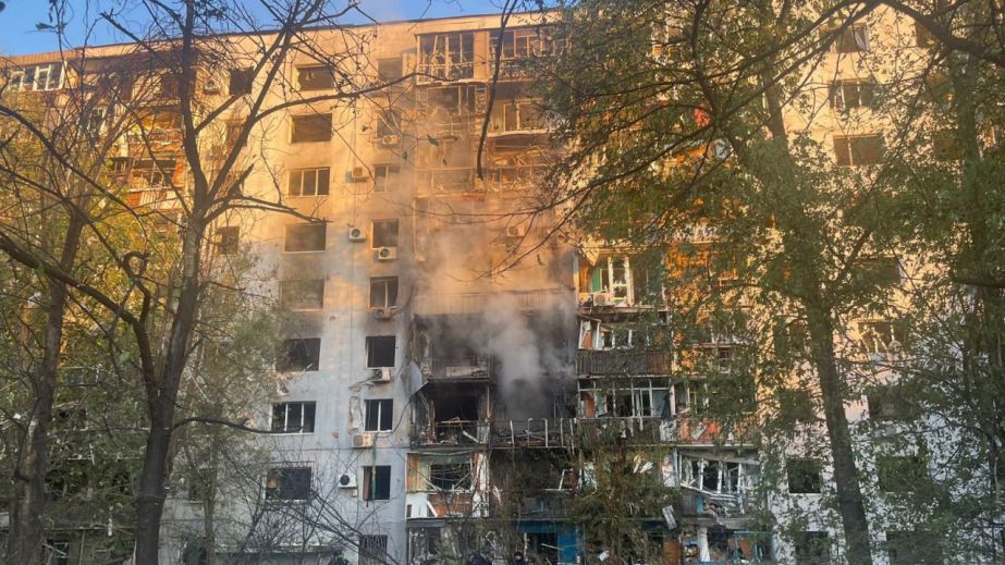 РФ била по жилому сектору Запорожья РСЗО и ракетами, – полиция