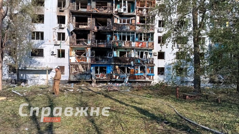 Более 60 домов повреждены в Запорожье, три многоэтажки отключили от коммуникаций