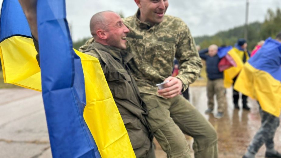 Украина вернула своих: среди освобожденных есть военные и гражданские