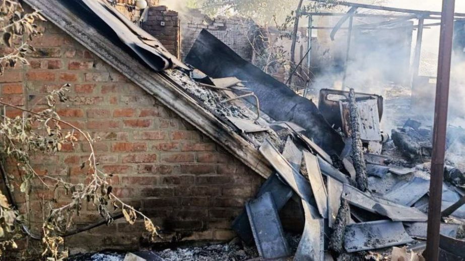 Ворожі дрони вдарили по Запорізькому району &ndash; є поранений