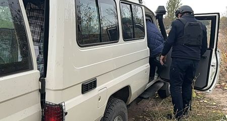 Запорожские спасатели под артобстрелом эвакуировали женщин