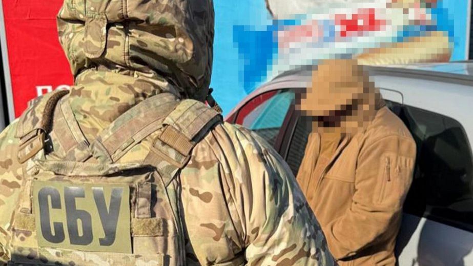 Шукали позиції ППО та ЗСУ: двох агентів ФСБ затримали на Запоріжжі та в Дніпрі