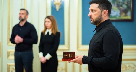 "Роблять неймовірні речі": Зеленський відзначив енергетиків Запоріжжя