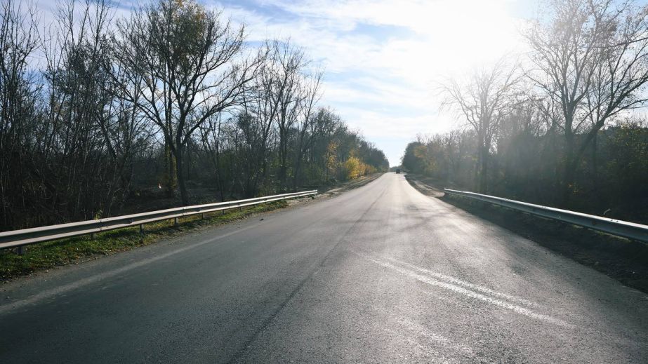 В Запорожье завершили ремонт стратегически важной трассы