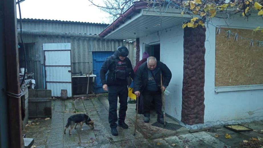 Вісьмох людей евакуювали з прифронтового району Запорізької області